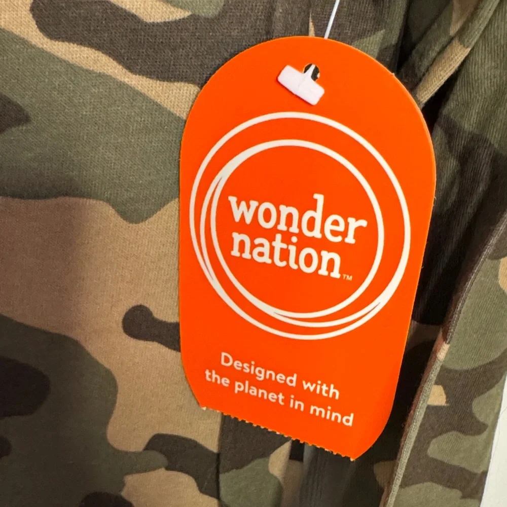 NWT Boys Wonder Nation Camouflage Long Sleeve Tee